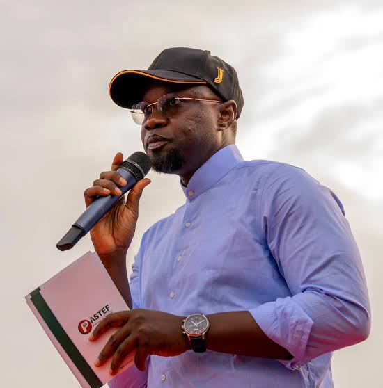 Le président Sonko accepte la décision du Conseil constitutionnel sénégalais invalidant la révision constitutionnelle