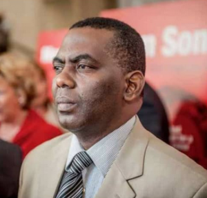 "Biram sous les projecteurs des sous-fifres et de seconds couteaux