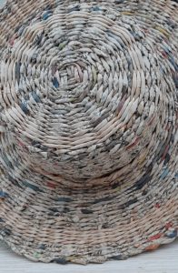 L’éco-vannerie ou recycler le papier autrement.