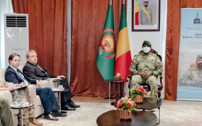 Spectaculaire : déclaré exfiltré Goïta réapparait et reçoit l&rsquo;ambassadeur russe