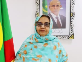 La MEDD Mme Messouda présente en conférence de presse les points saillants du projet de loi relatif au littoral