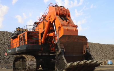 Kinross Tasiast se renforce avec une pelle de 800 tonnes et de 10 mètres de haut